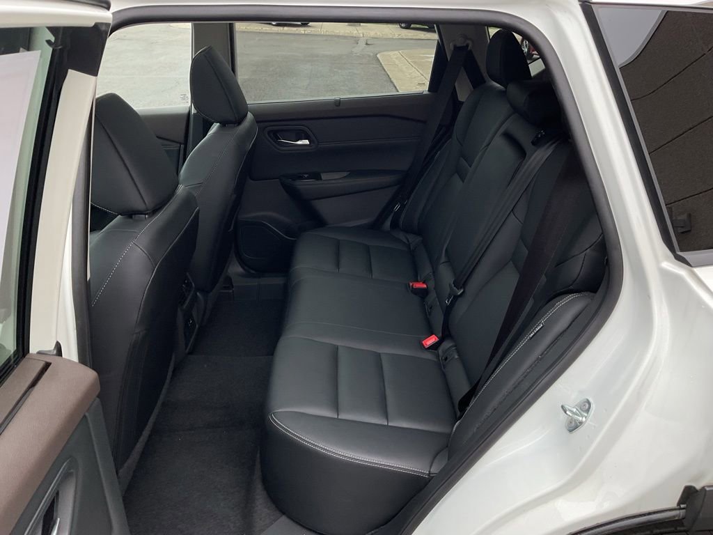 Used 2023 Nissan Rogue SL w/ SL Premium Package AWD/4WD image 21
