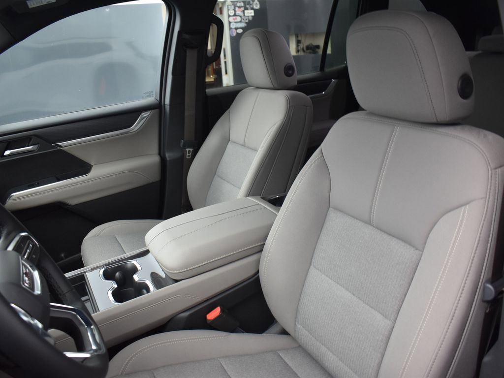 New 2025 GMC Acadia Elevation image 22