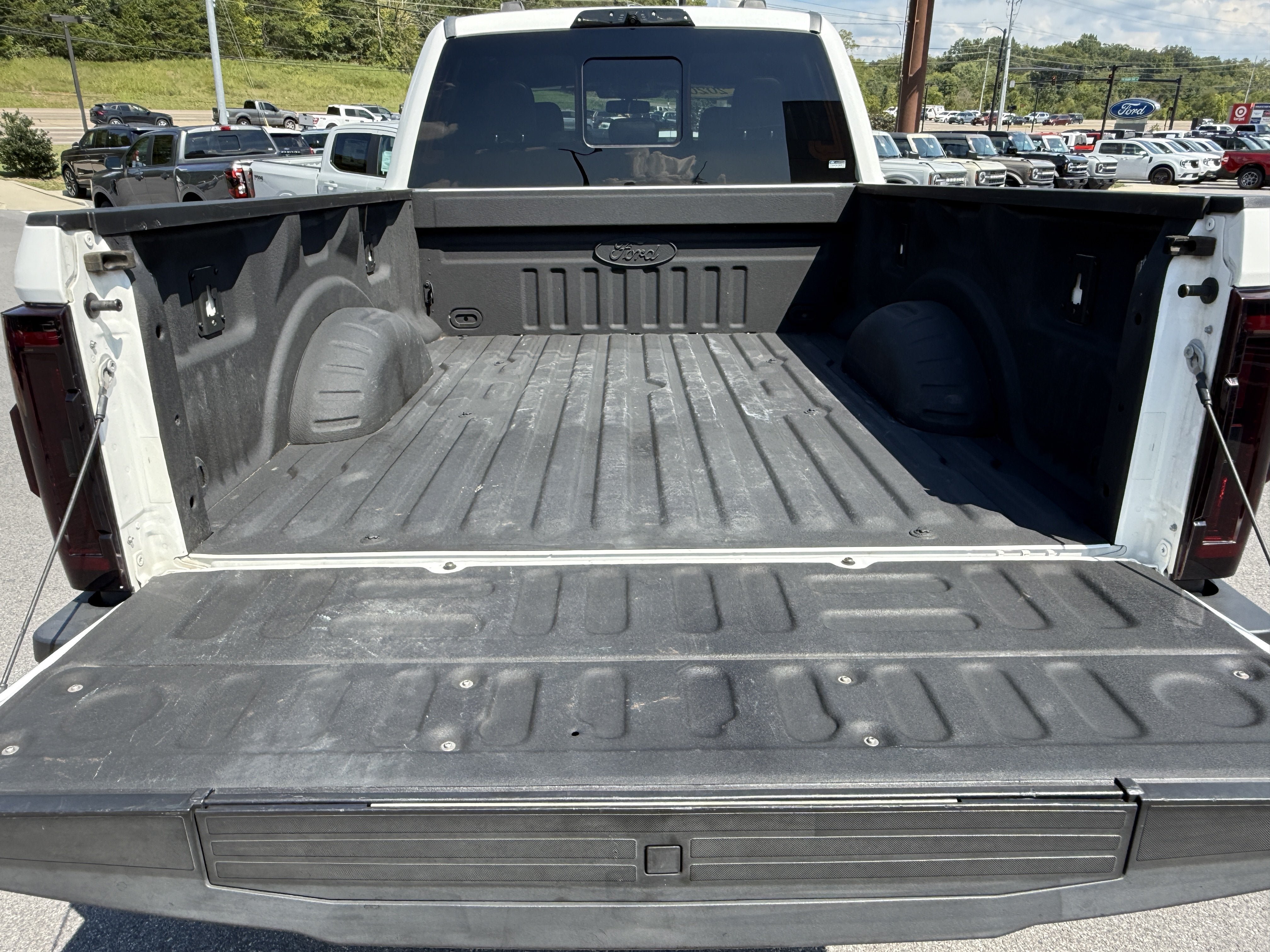 Used 2020 Ford F250 King Ranch w/ Tremor Off-Road Package AWD/4WD image 13