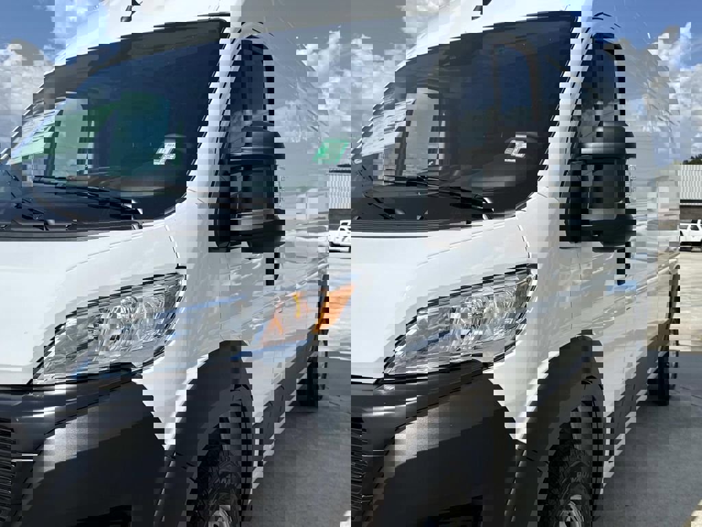 New 2026 RAM ProMaster 2500 w/ Convenience Group image 7