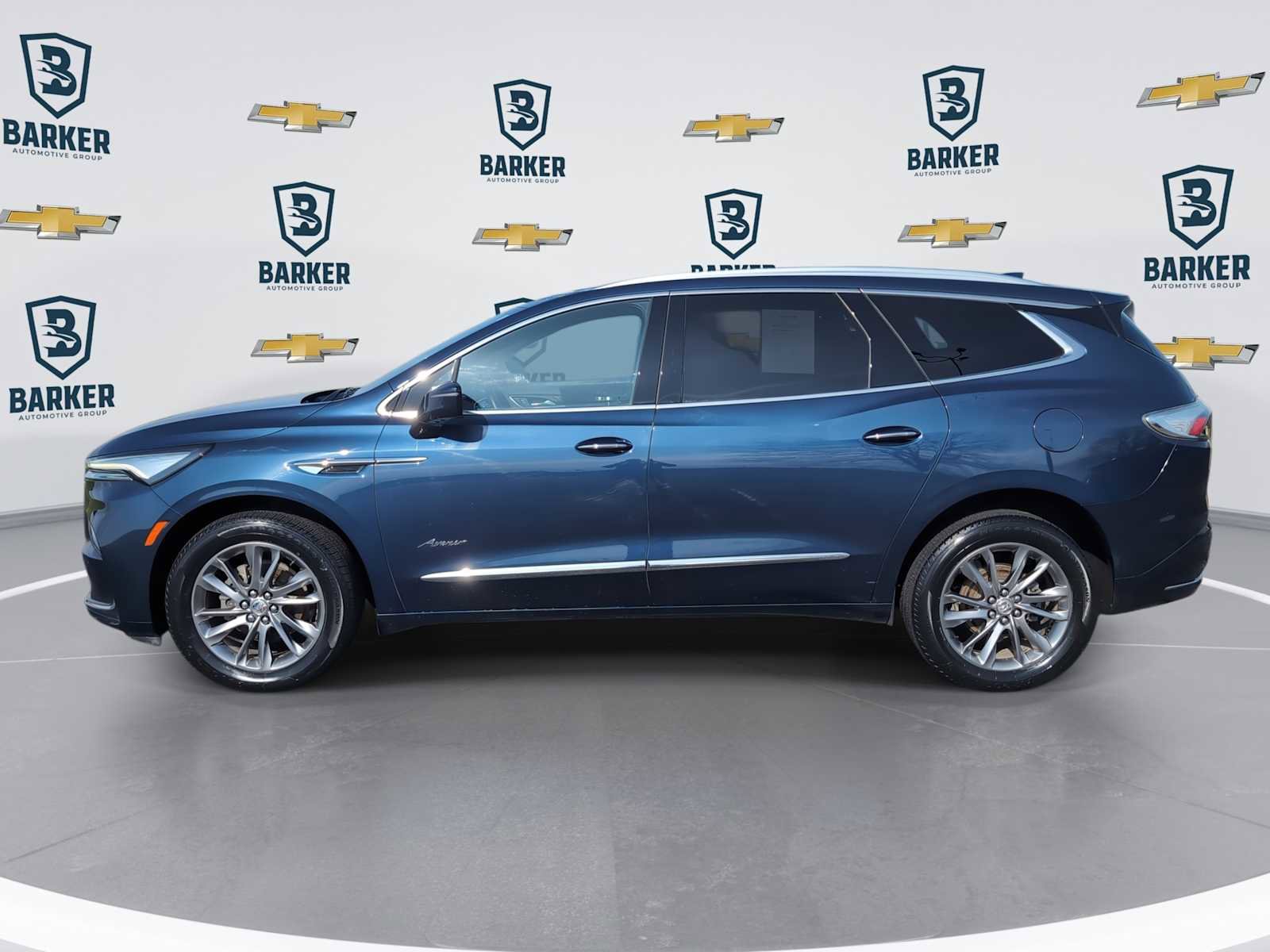 Used 2023 Buick Enclave Avenir w/ Trailering Package, 5000 lbs. AWD/4WD image 5