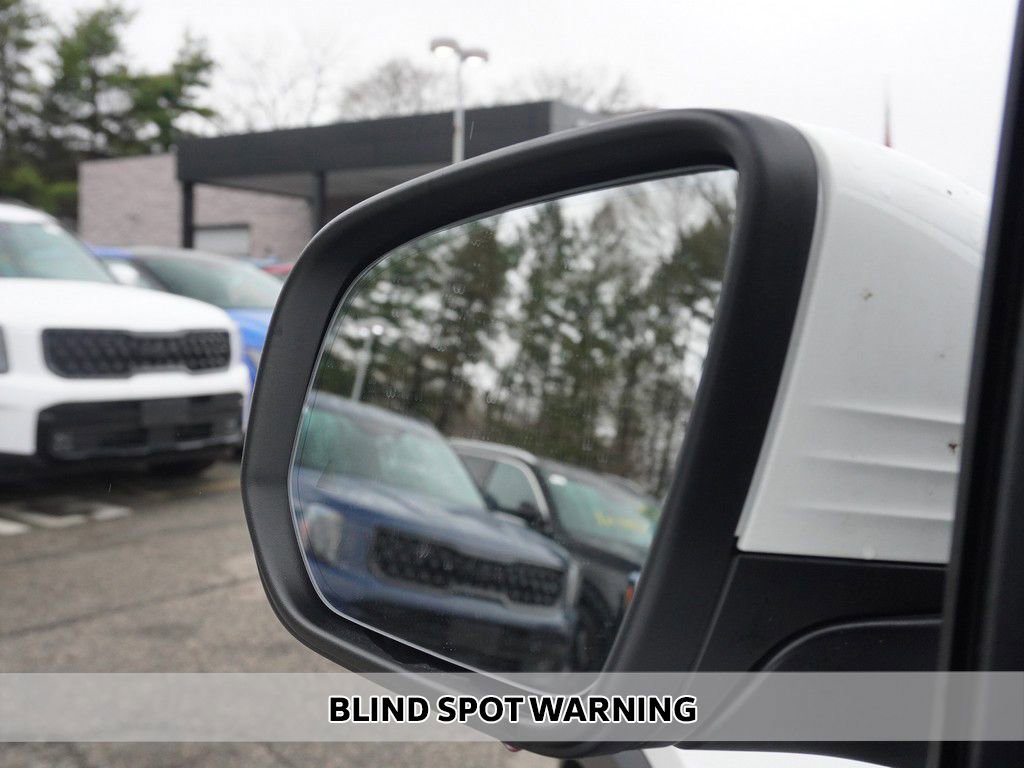 Used 2025 Mercedes-Benz GLE 350 4MATIC image 6