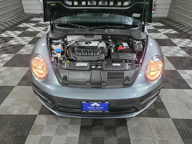 Used 2019 Volkswagen Beetle 2.0T S image 32