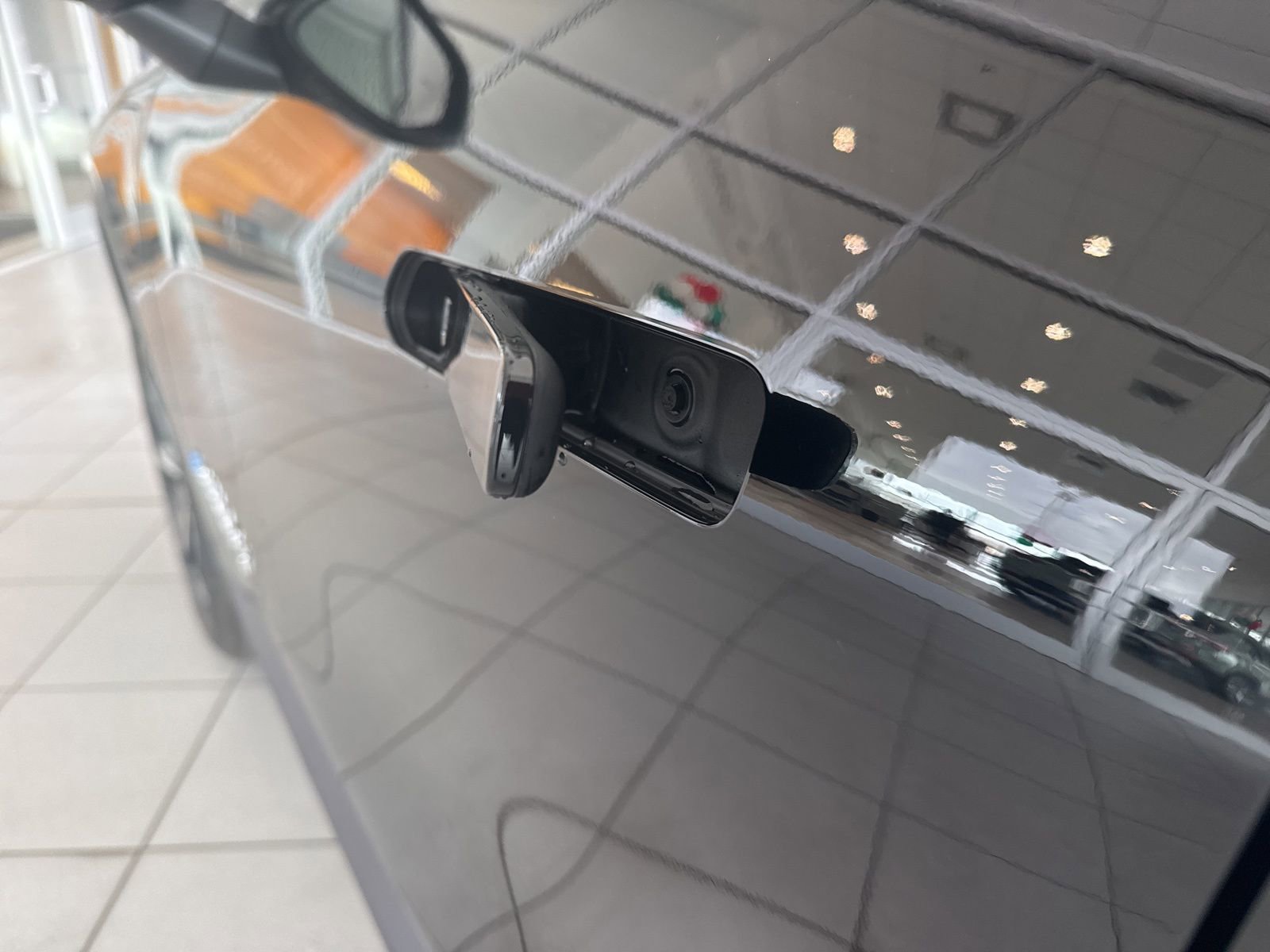 New 2026 Chevrolet Equinox EV LT image 9