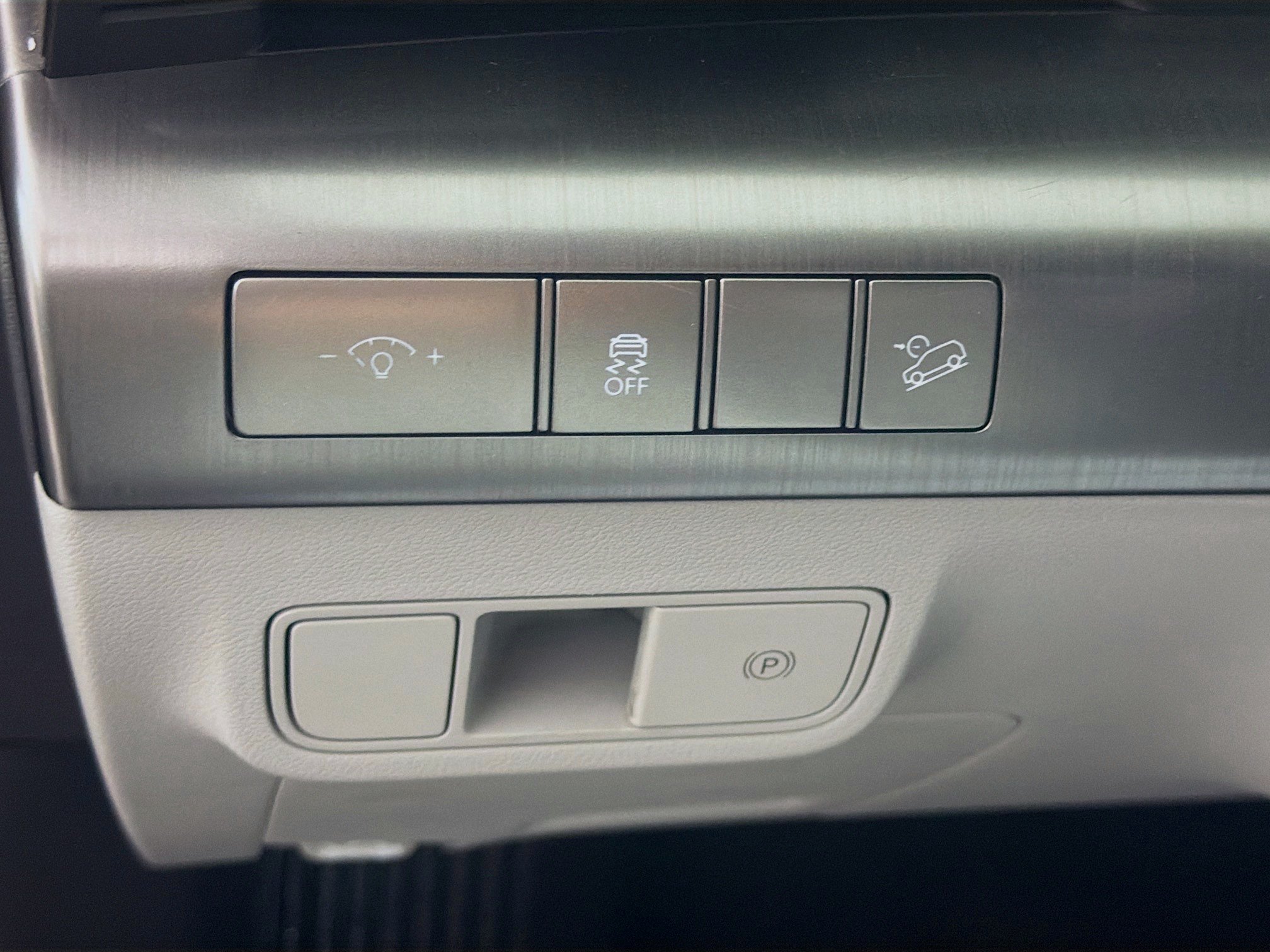 Used 2025 Hyundai Kona SEL FWD image 16