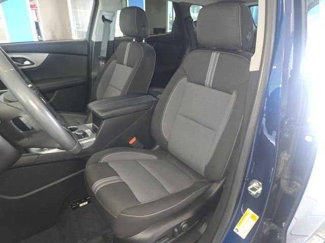 Used 2023 Chevrolet Blazer LT FWD image 11
