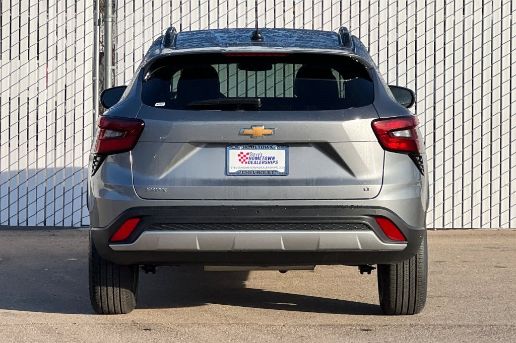 New 2026 Chevrolet Trax LT w/ Driver Confidence Package image 5