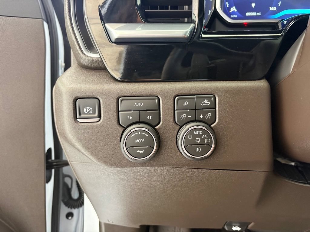 Used 2026 Chevrolet Silverado 1500 LTZ w/ LTZ Convenience Package II AWD/4WD image 14