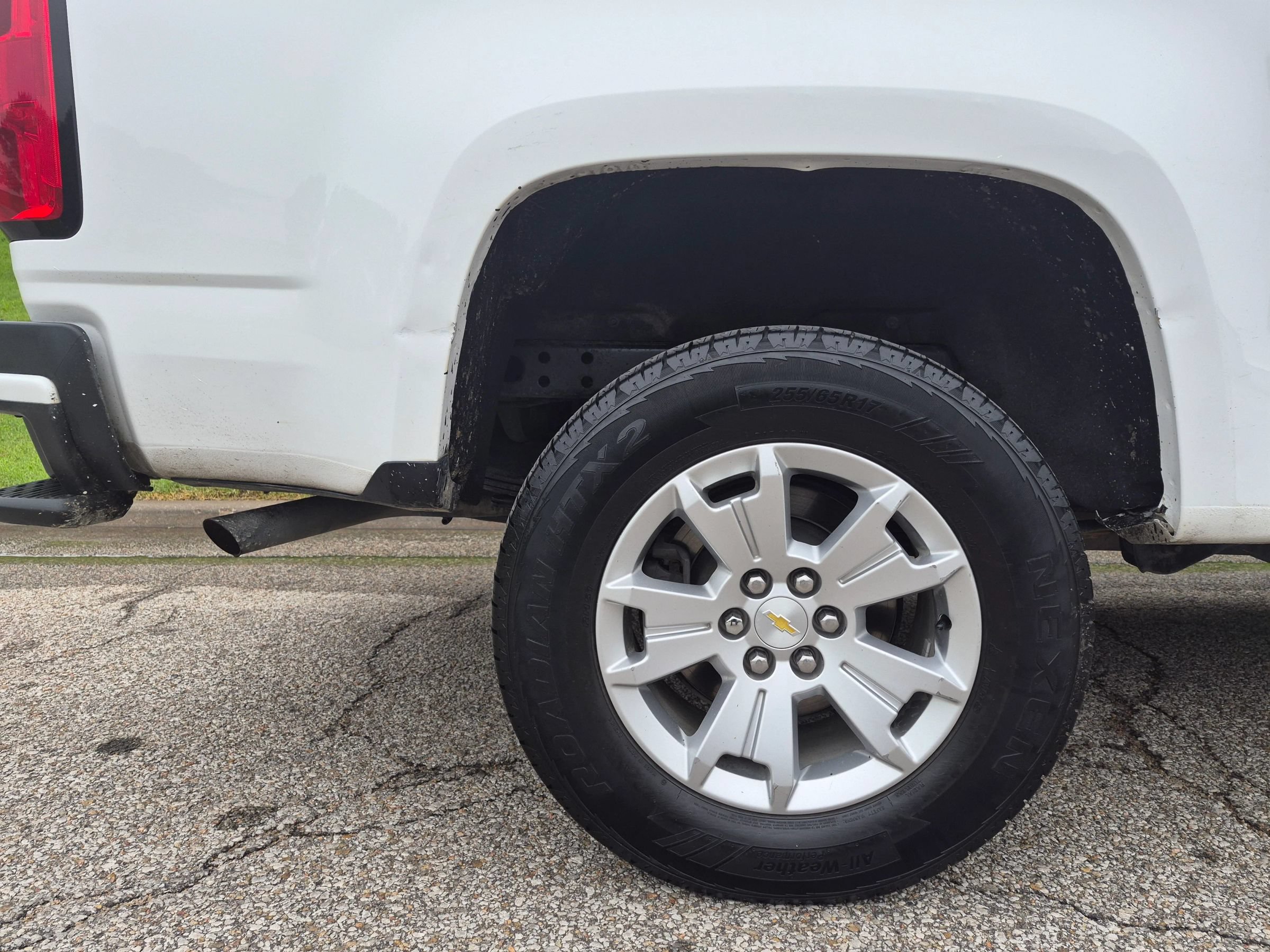 Used 2021 Chevrolet Colorado LT w/ Fleet Safety Package RWD image 7