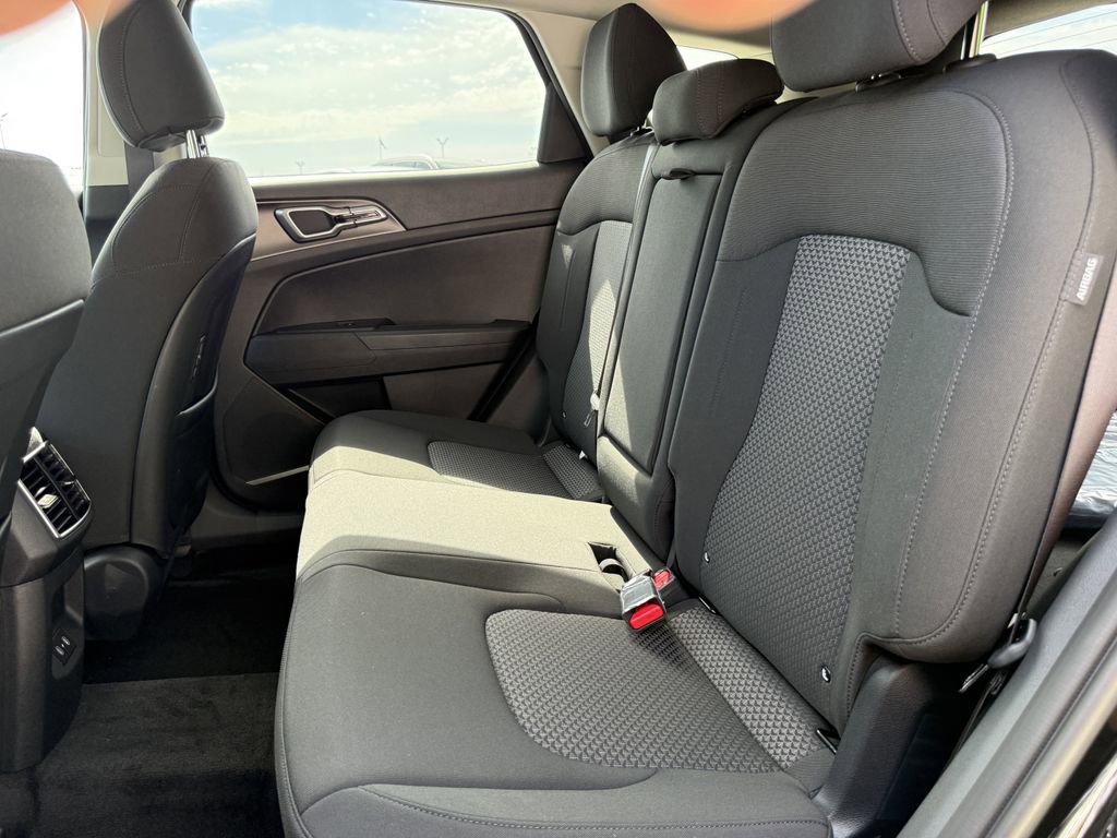 New 2026 Kia Sportage S image 18