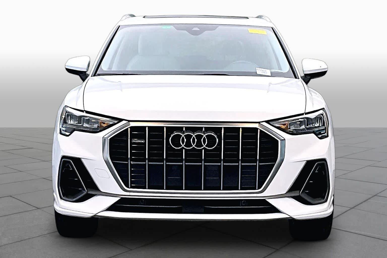 Used 2021 Audi Q3 2.0T Premium w/ Convenience Package AWD/4WD image 4