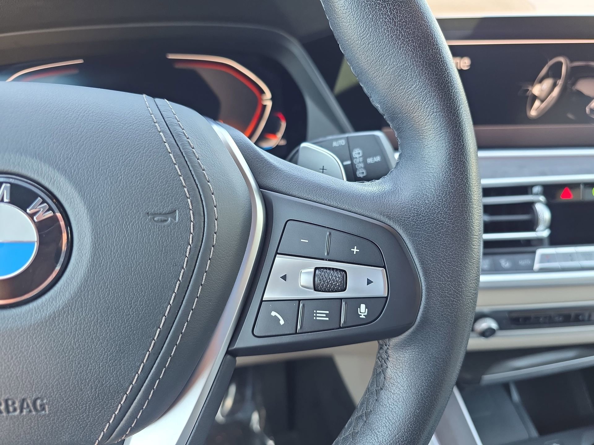 Used 2021 BMW X5 xDrive40i w/ Premium Package AWD/4WD image 18
