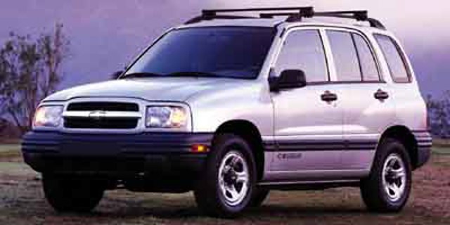 Used 2001 Chevrolet Tracker ZR2