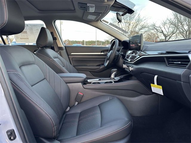 New 2025 Nissan Altima 2.5 SR w/ SR Premium Package image 10