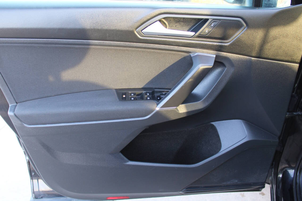 Used 2020 Volkswagen Tiguan S AWD/4WD image 11