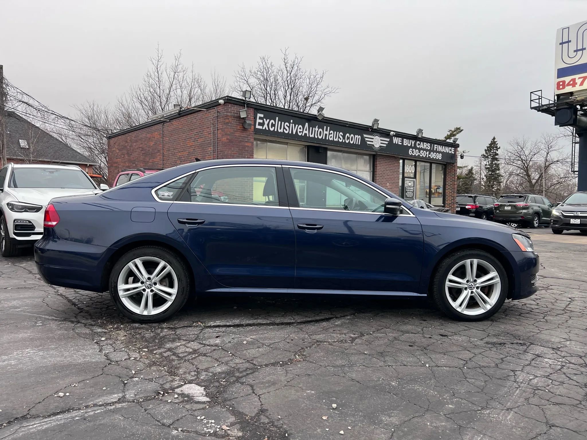 Used 2015 Volkswagen Passat TDI SE FWD image 6