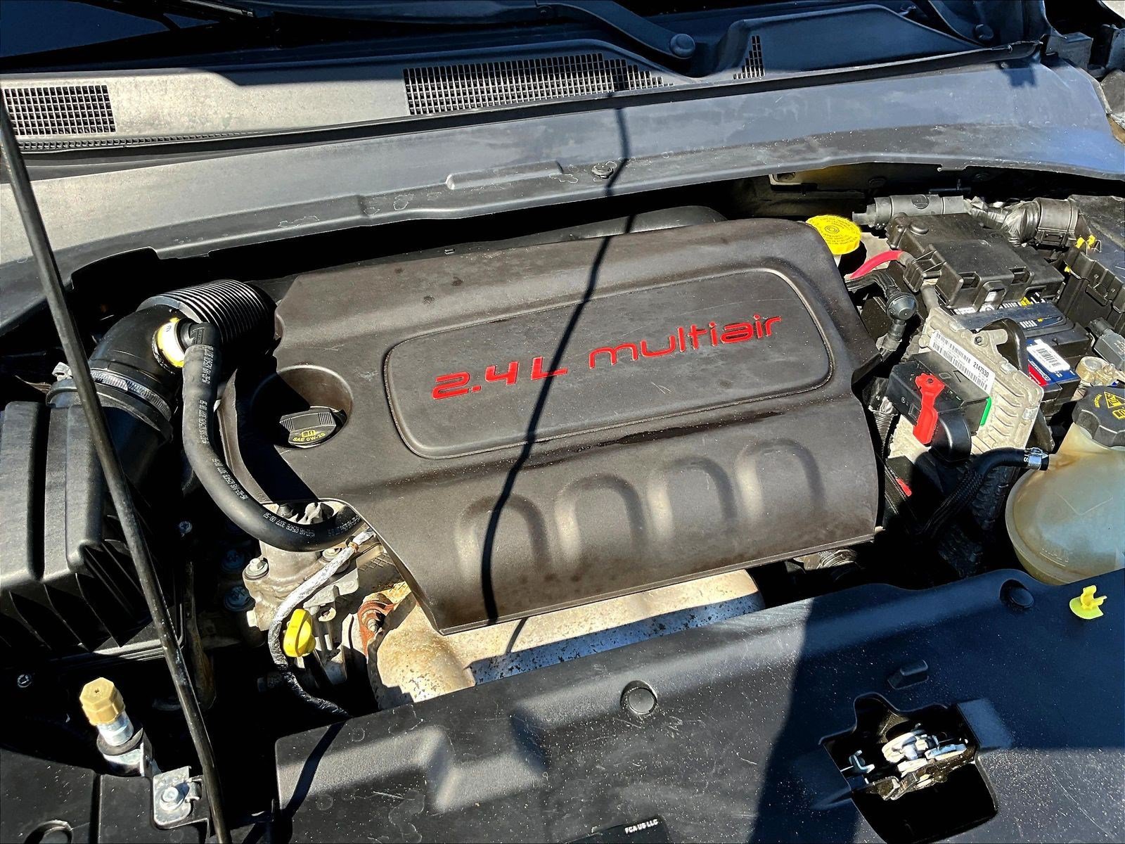 Used 2018 Jeep Compass Latitude w/ Popular Equipment Group FWD image 30