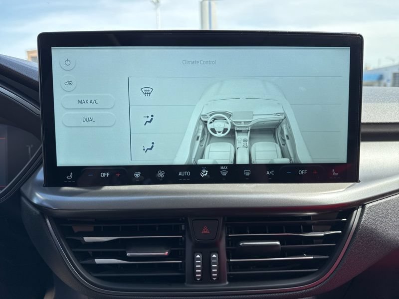 New 2025 Ford Escape SE FWD image 38