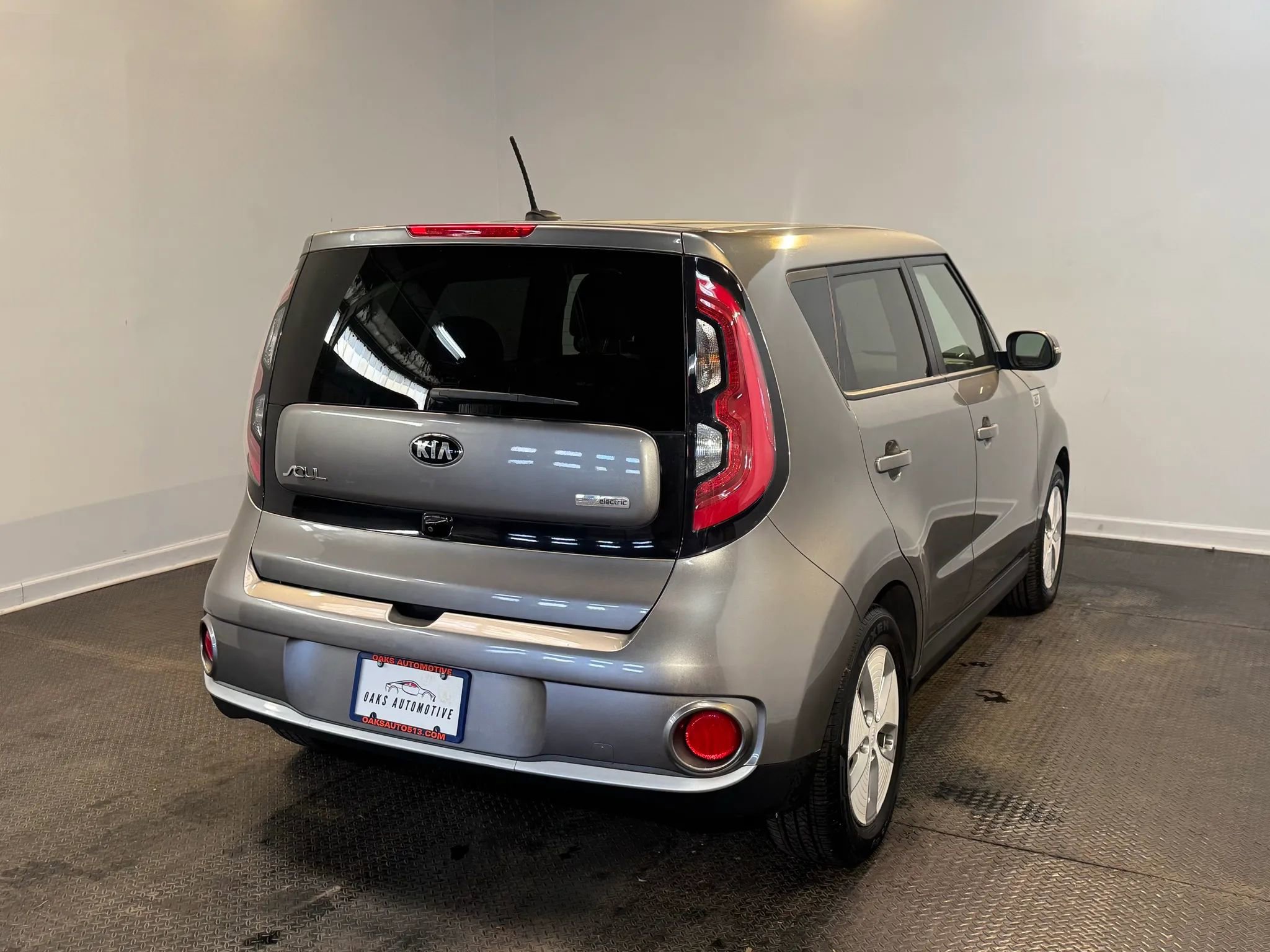 Used 2016 Kia Soul EV FWD image 6