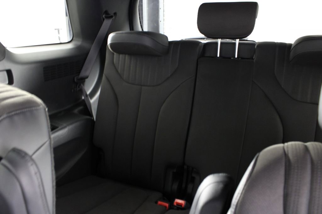 Certified 2025 Hyundai Palisade Calligraphy image 22