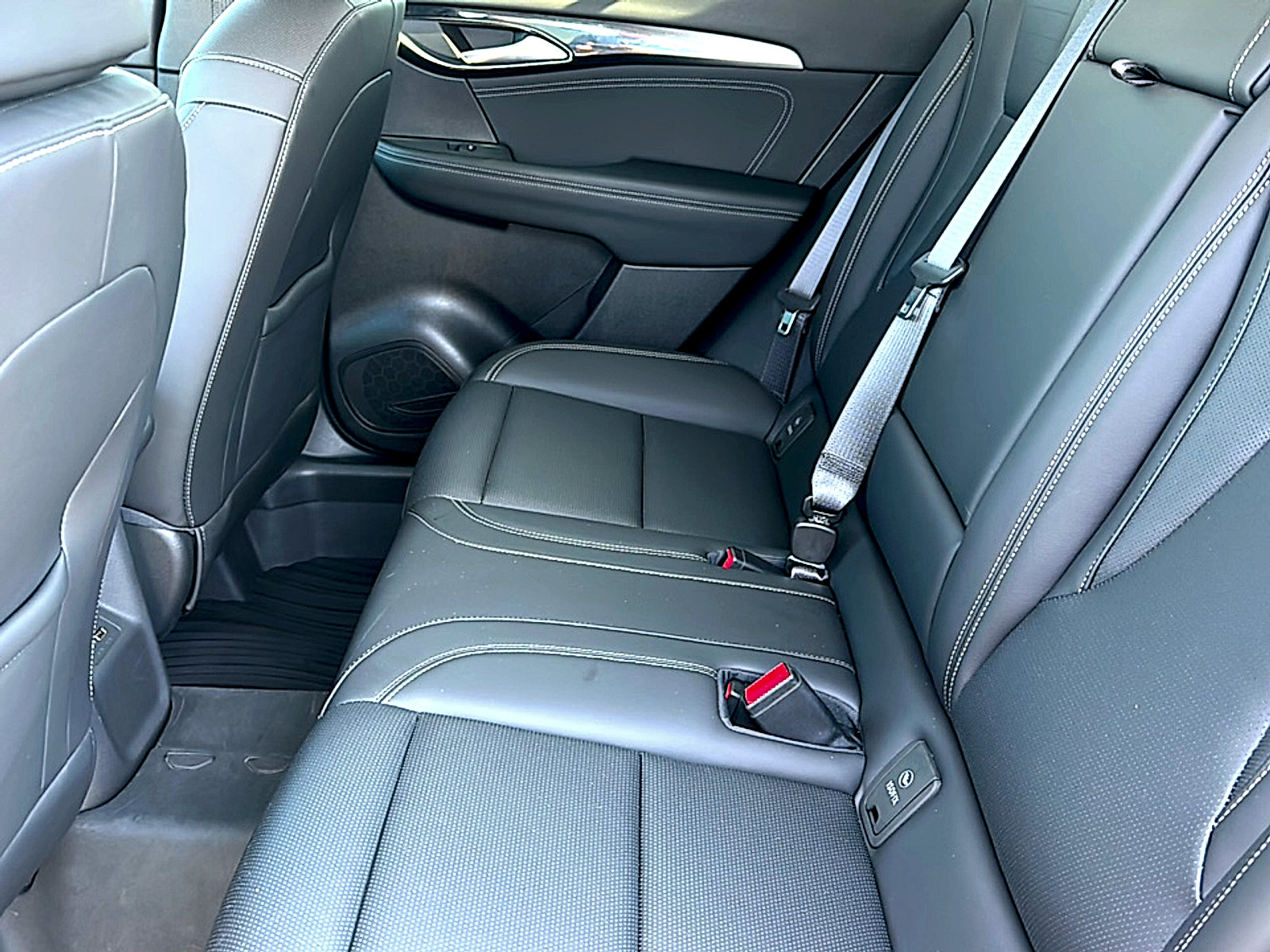 New 2026 Buick Envision Preferred AWD/4WD image 16