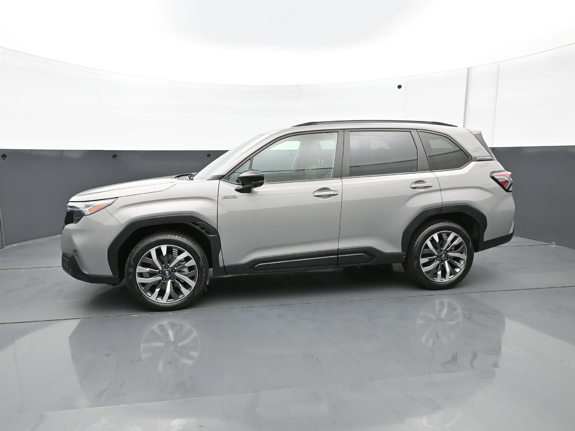 Used 2026 Subaru Forester Touring AWD/4WD image 3
