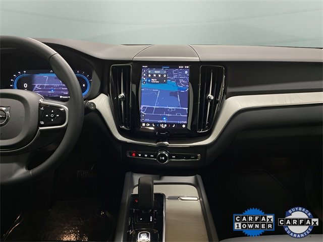 Used 2025 Volvo XC60 B5 Plus image 14