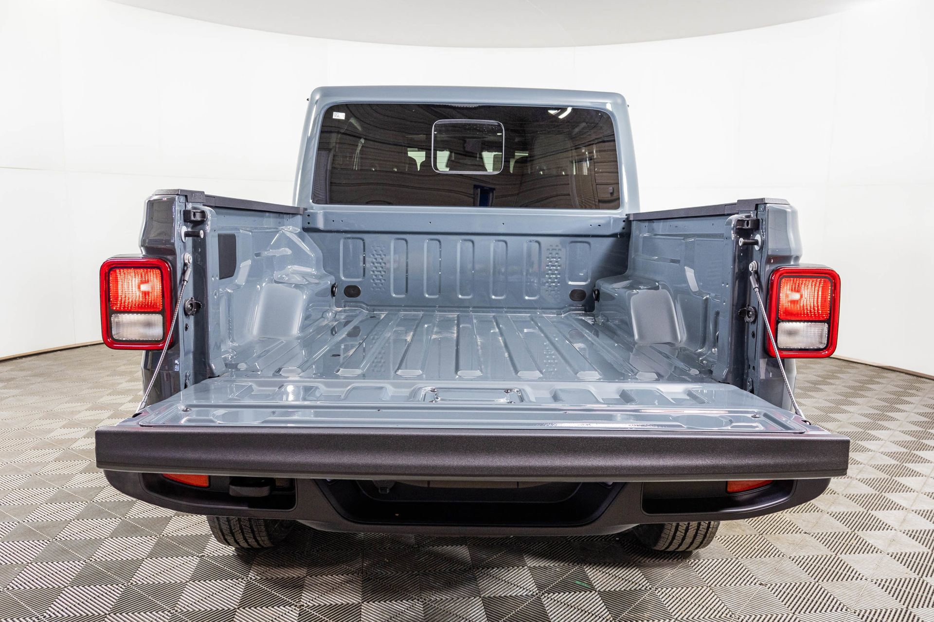 New 2026 Jeep Gladiator Sport S image 40