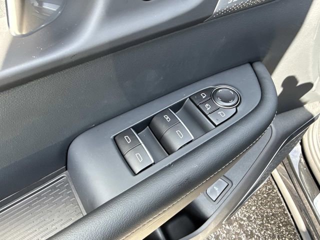 New 2026 Buick Enclave Avenir w/ Super Cruise Package FWD image 12