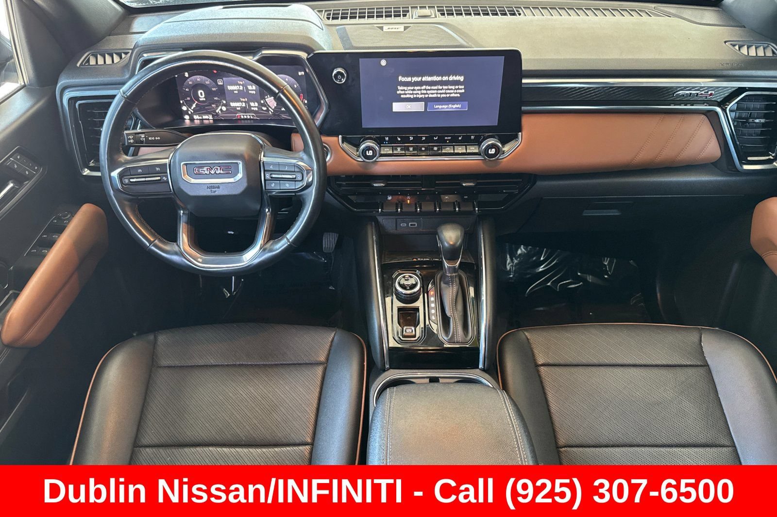 Used 2024 GMC Canyon AT4 w/ AT4 Premium Package AWD/4WD image 16