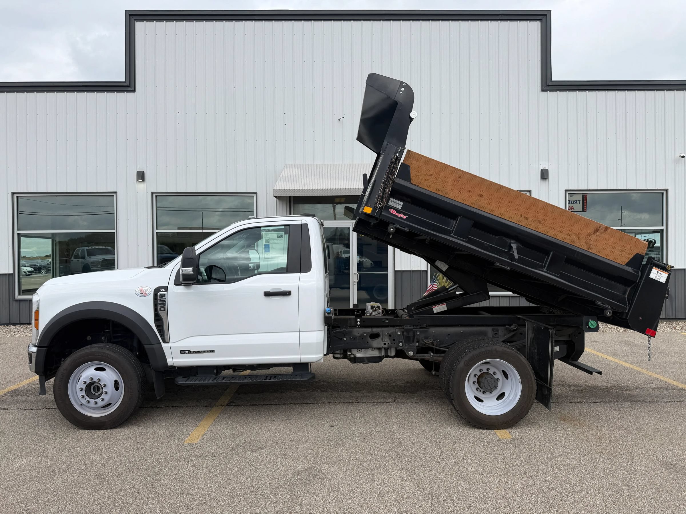 Used 2024 Ford F550 4x4 Regular Cab Super Duty video 2