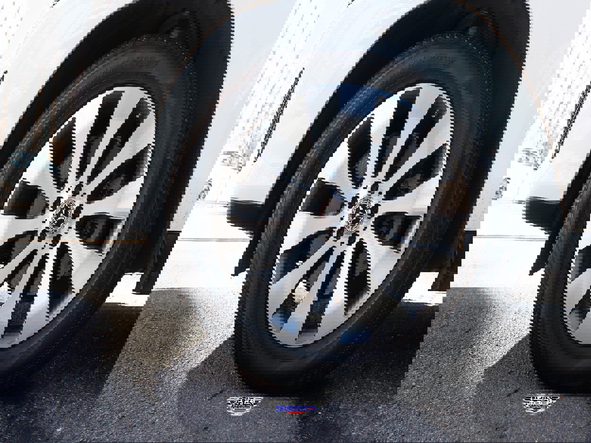 Used 2017 Mercedes-Benz GLS 450 4MATIC w/ Premium Package image 10