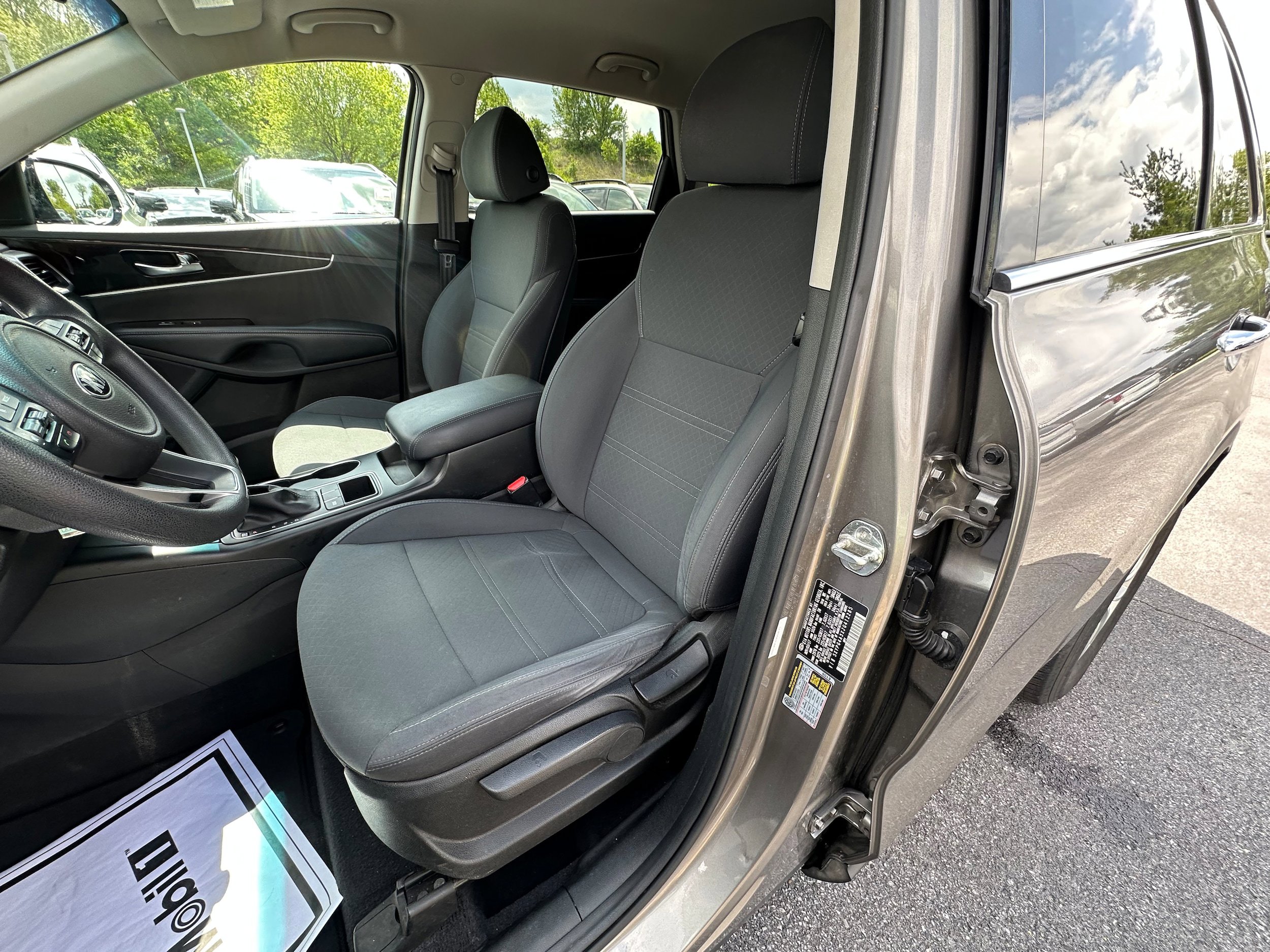Used 2018 Kia Sorento L FWD image 21