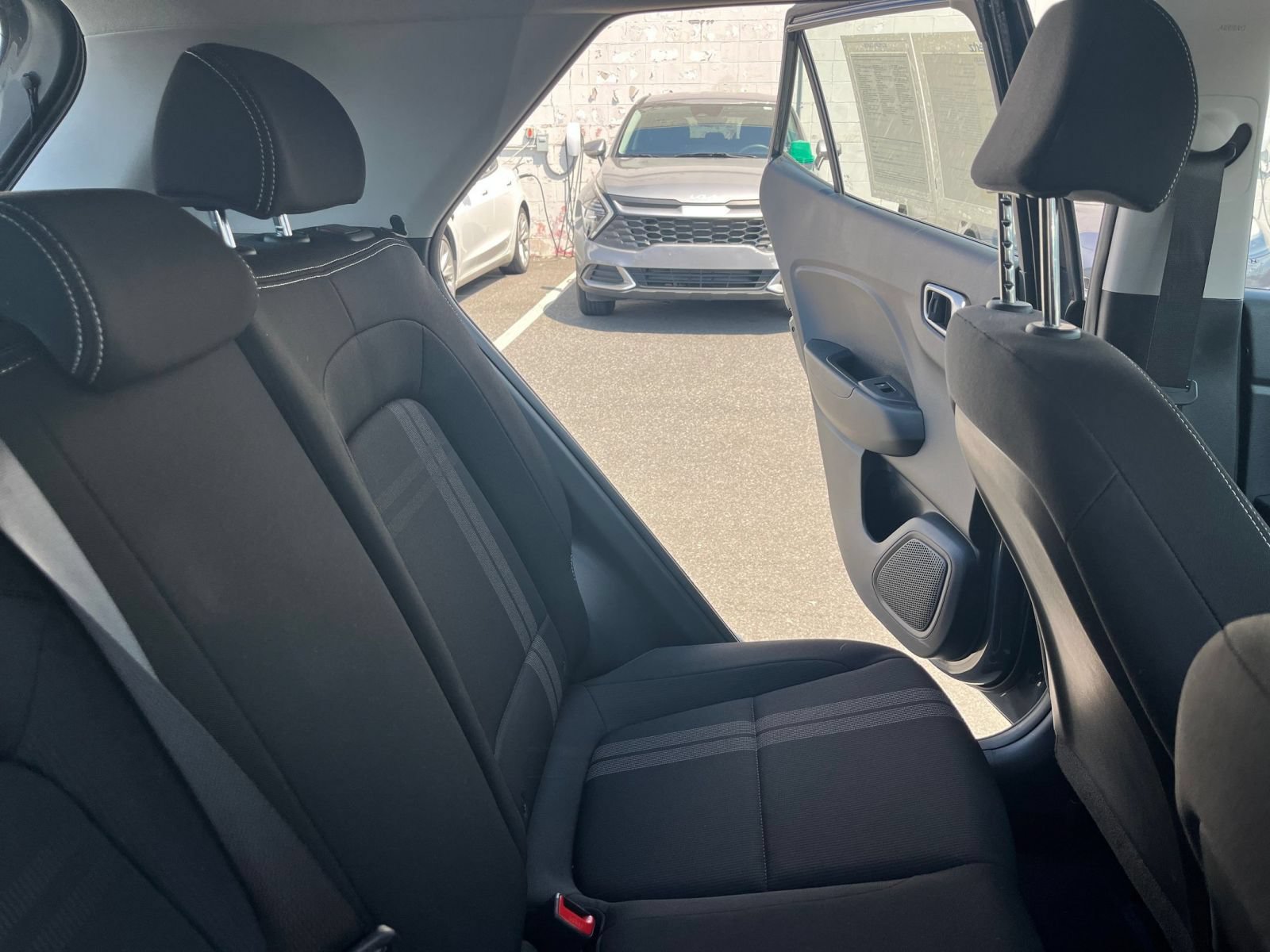 Used 2026 Hyundai Venue SEL FWD image 37