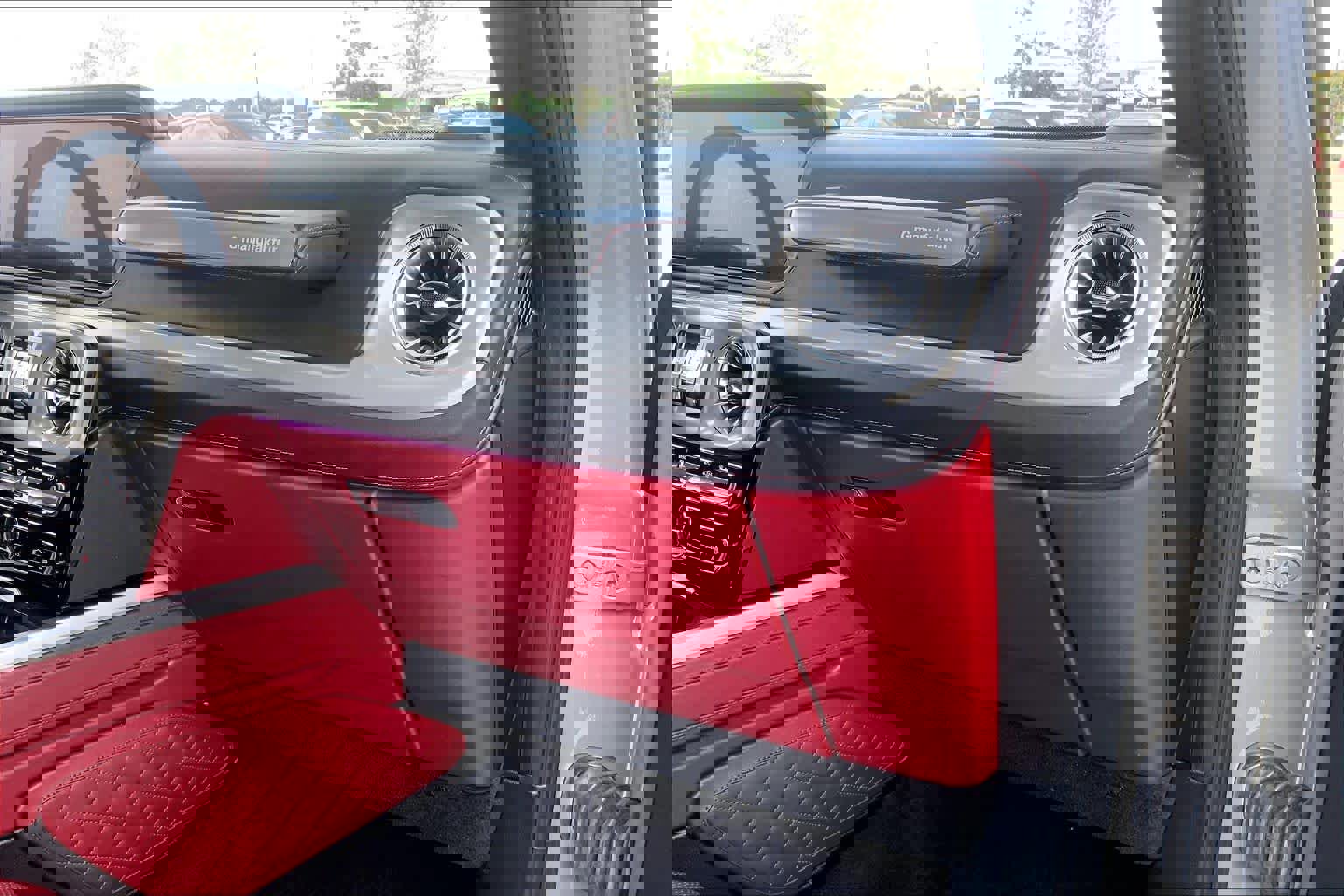 Used 2022 Mercedes-Benz G 550 image 18