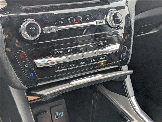 Used 2023 Ford Explorer Limited image 15