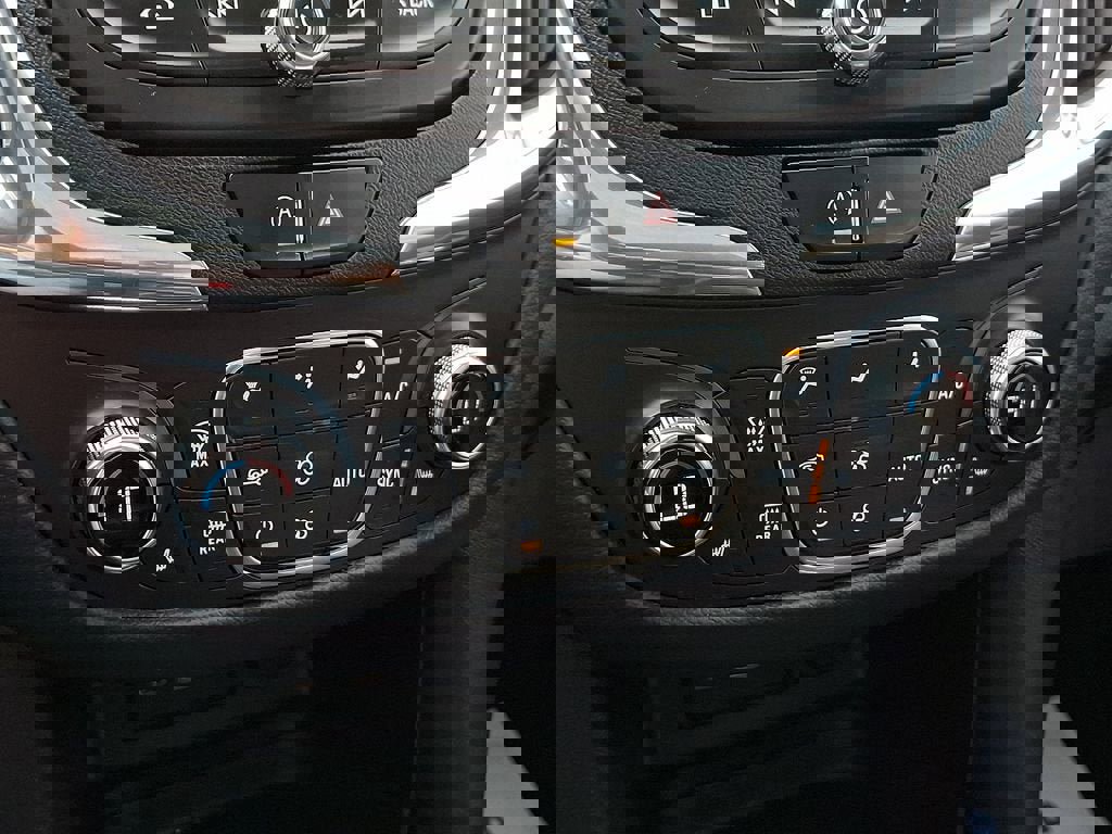 Certified 2023 Chevrolet Equinox LT image 18