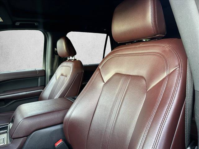 Used 2024 Ford Expedition Limited RWD image 11