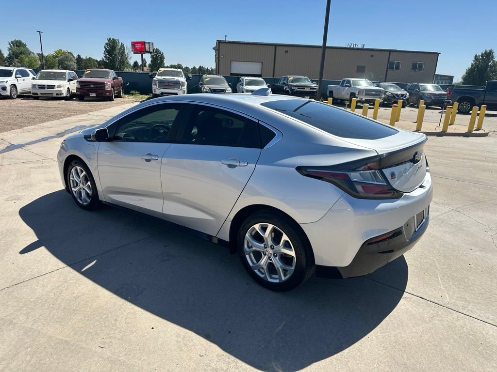 Used 2017 Chevrolet Volt Premier w/ Driver Confidence II Package FWD image 31