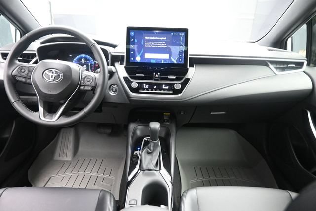 Used 2025 Toyota Corolla XSE FWD image 9