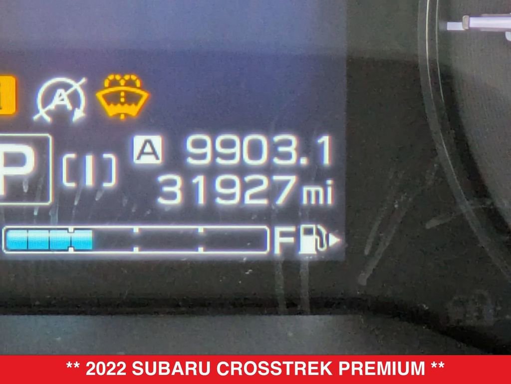 Used 2022 Subaru Crosstrek 2.0i Premium w/ Moonroof Package image 22