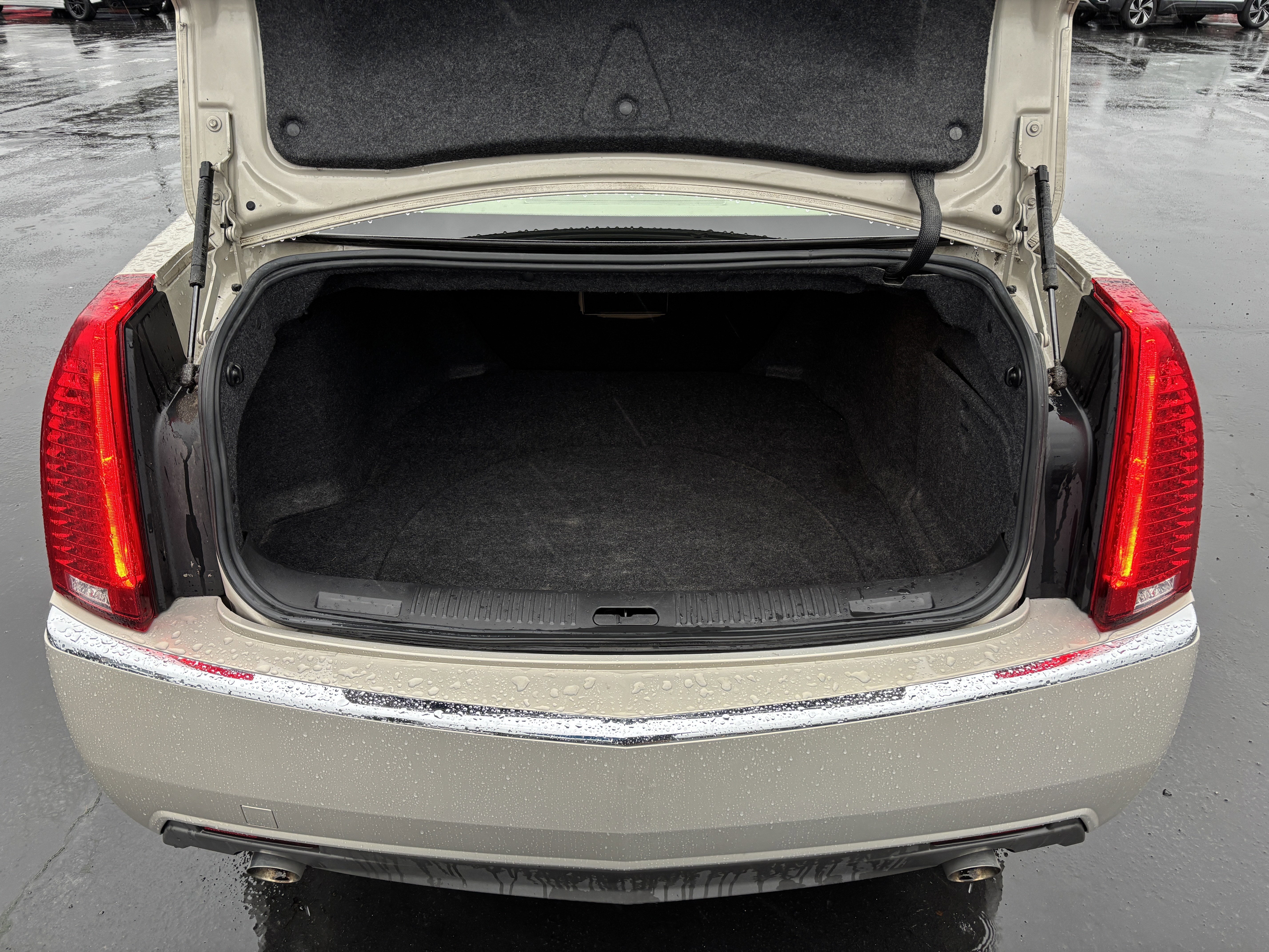 Used 2009 Cadillac CTS 3.6 AWD w/ Wood Trim Package image 15