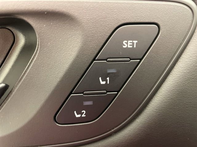 Used 2022 Nissan Rogue SL w/ SL Premium Package image 11