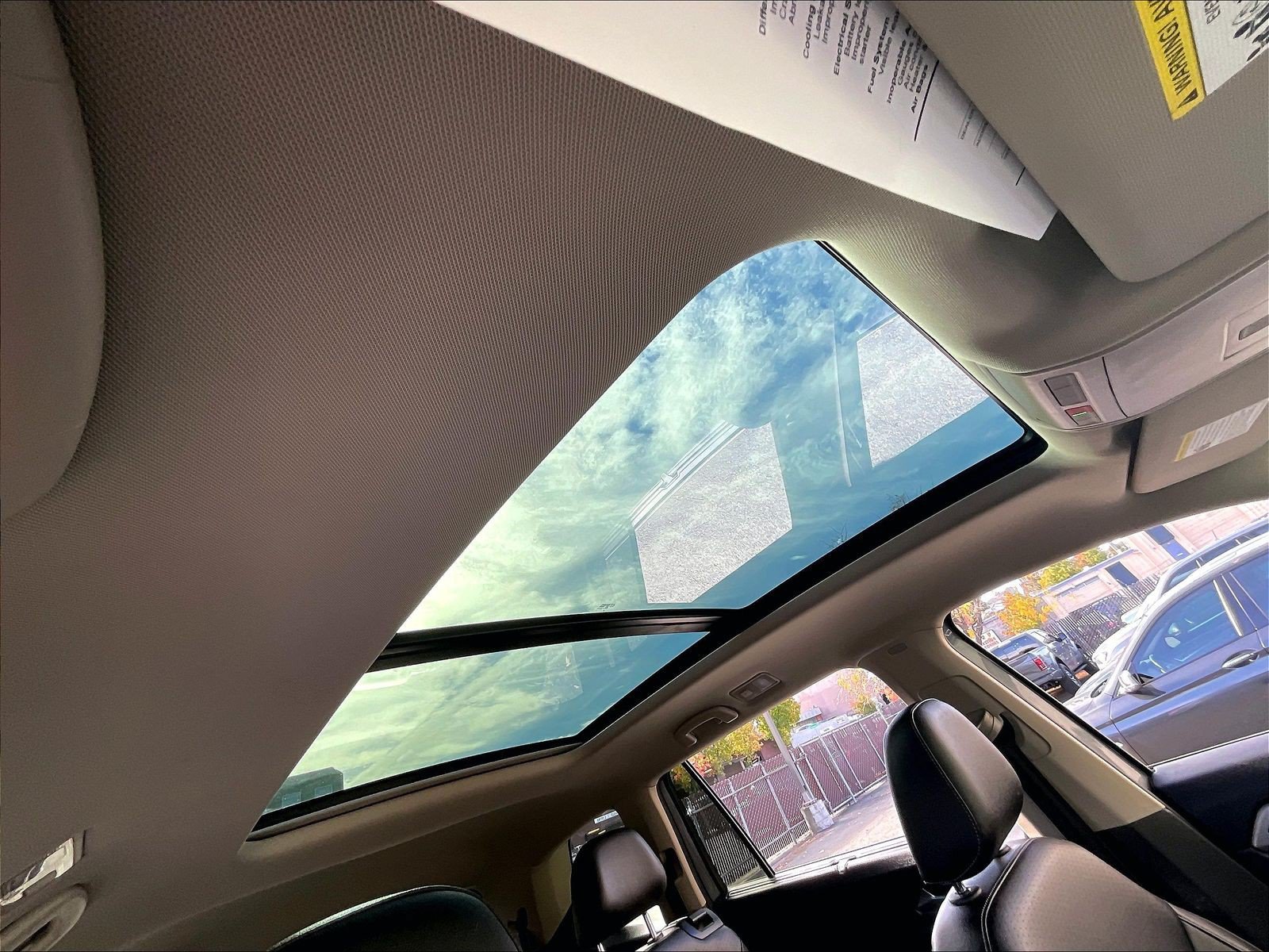 Used 2019 Volkswagen Atlas SE w/ Panoramic Sunroof Package AWD/4WD image 29