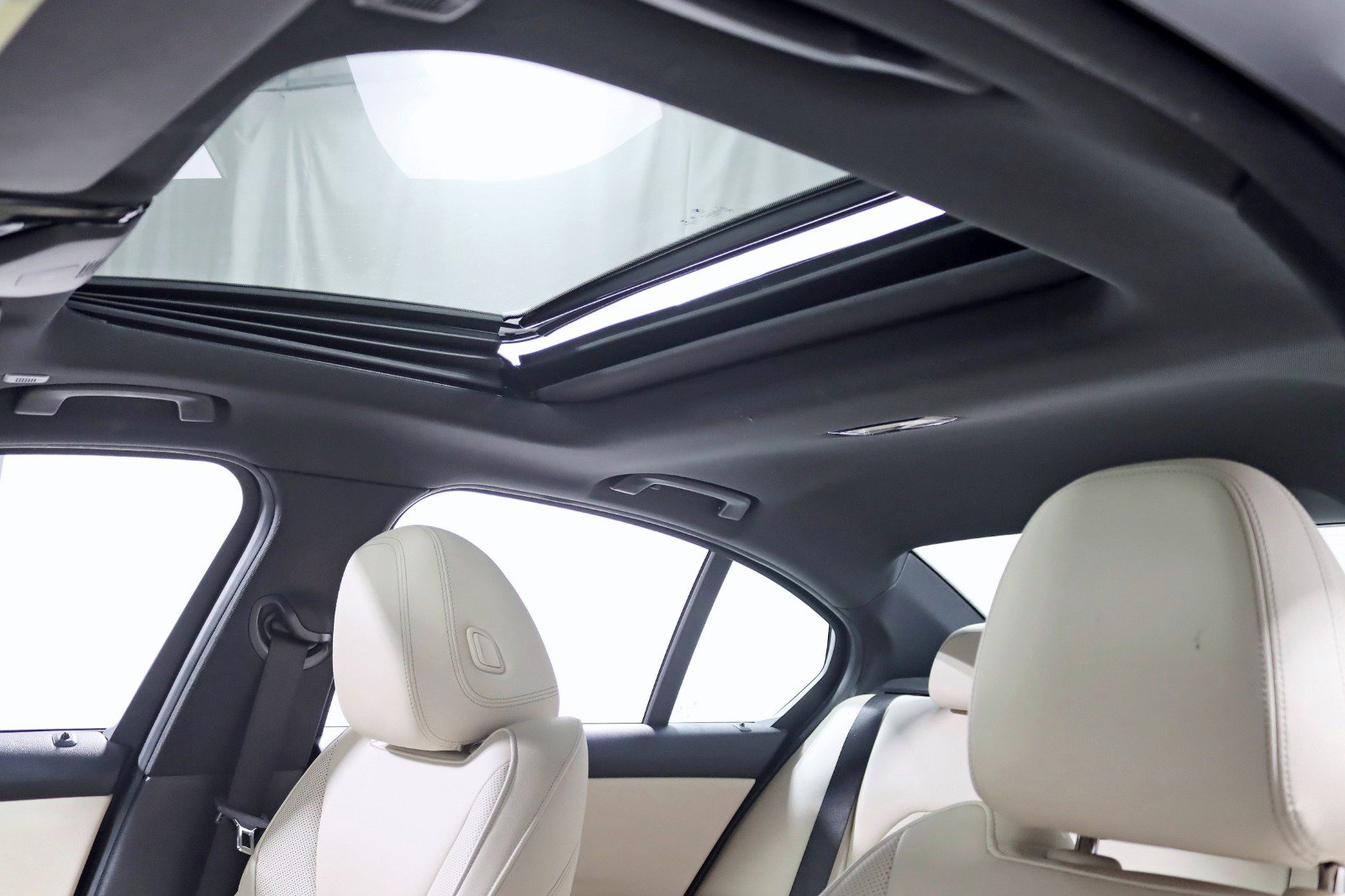 Used 2023 BMW 330i 330i-Premium Package w/ Premium Package image 32