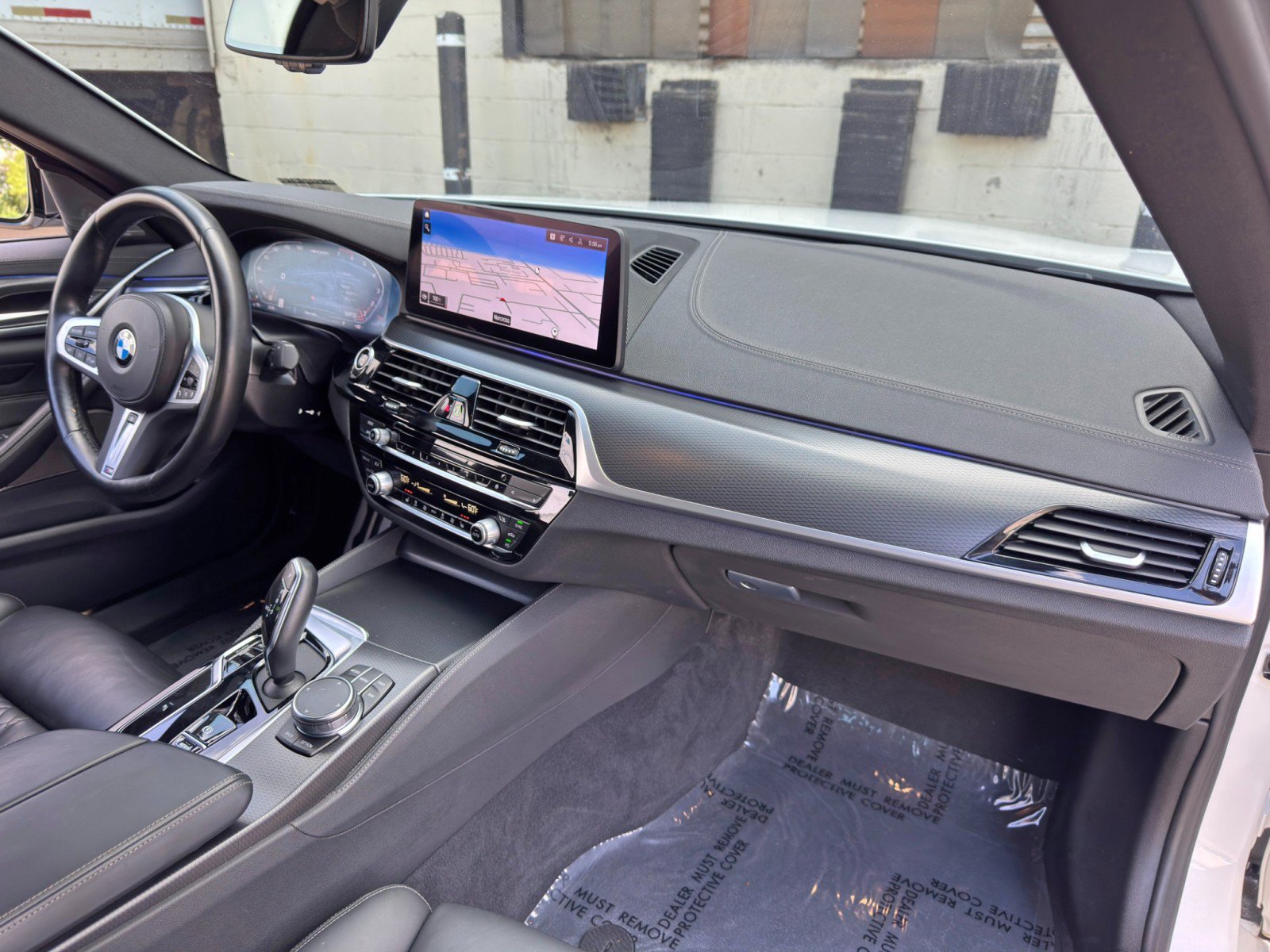 Used 2023 BMW M550i xDrive AWD/4WD image 15