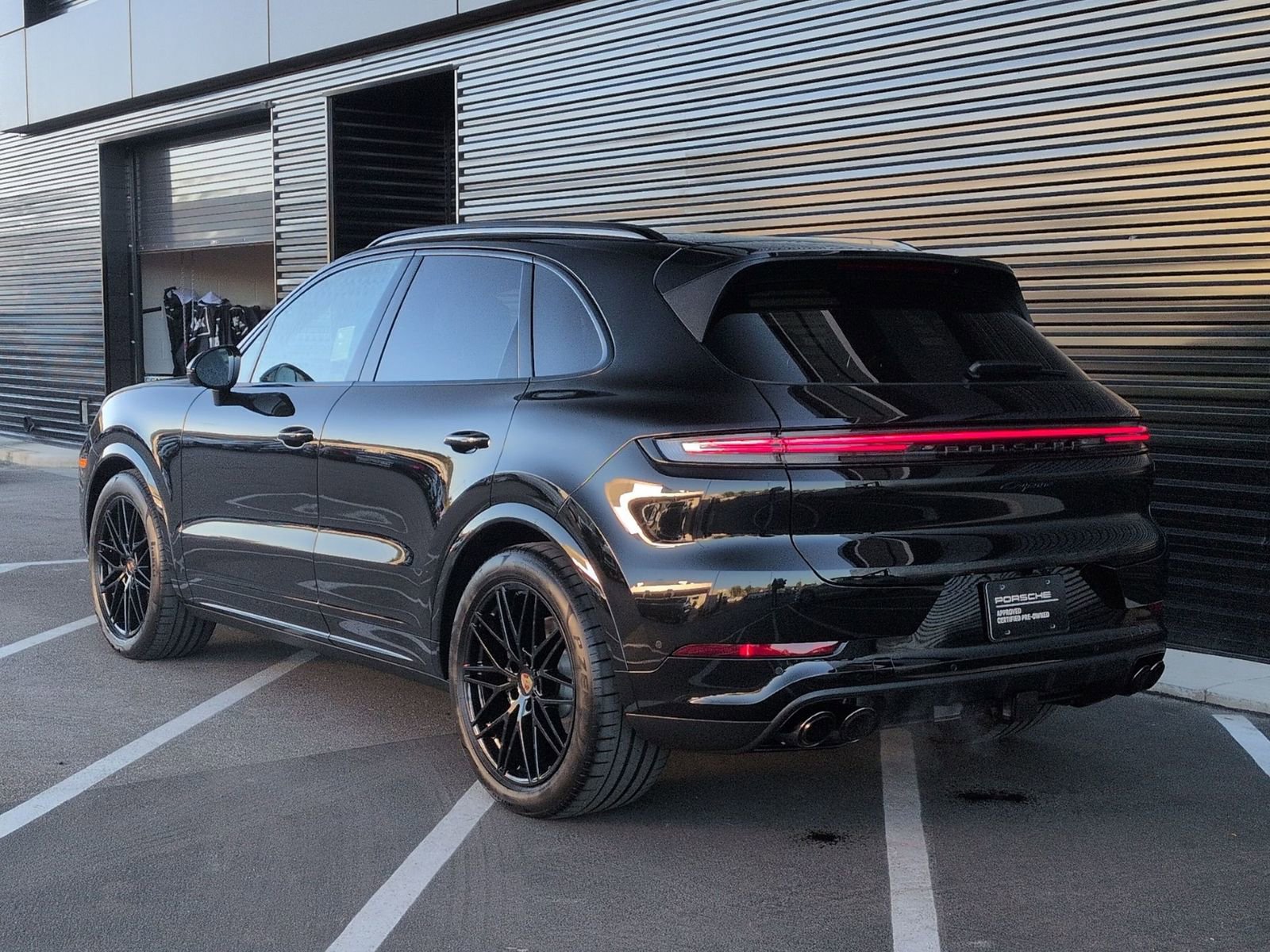 Certified 2026 Porsche Cayenne image 3