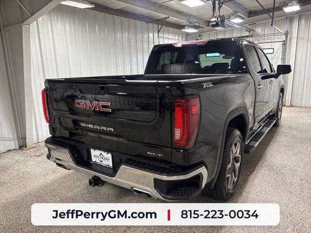 Used 2022 GMC Sierra 1500 SLT AWD/4WD image 3
