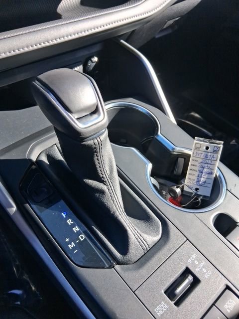 Used 2022 Toyota Highlander XLE image 26