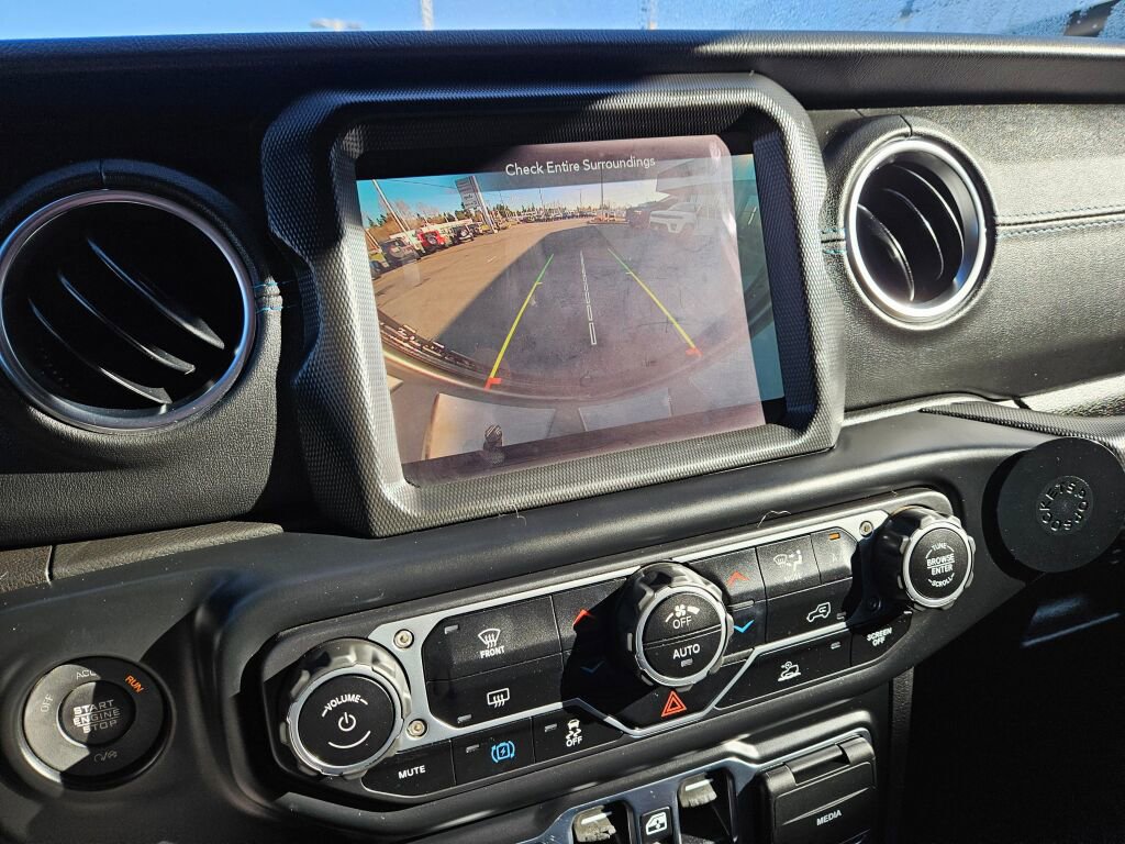 Used 2021 Jeep Wrangler Unlimited Rubicon 4xe image 28